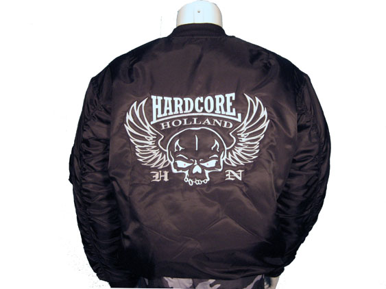 foto%20bomber%20achter%20angel%20skull.jpg